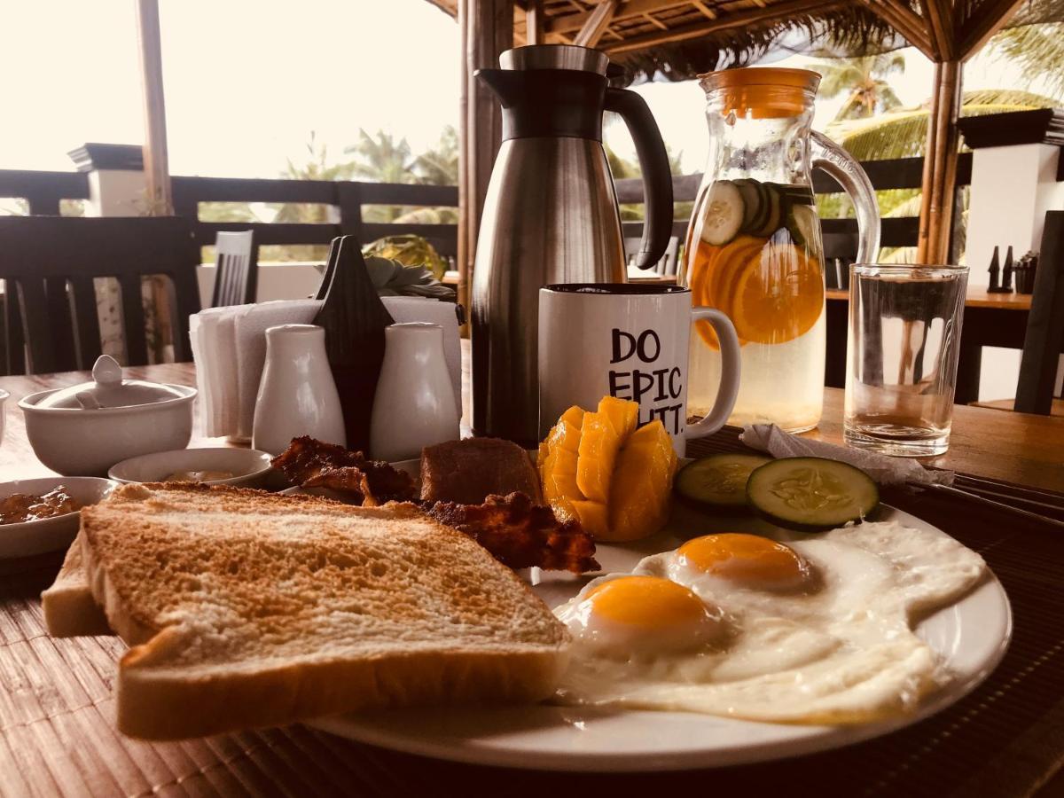 Everyday Sunday Hotel & Cafe سانتا في المظهر الخارجي الصورة